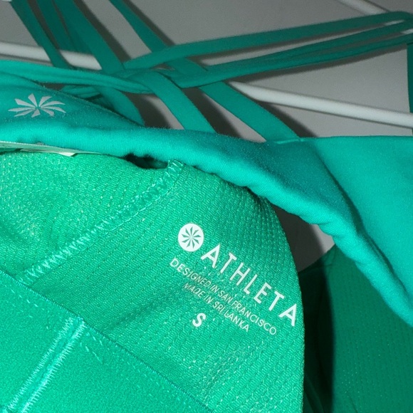 Athleta Hyper Focused Bra size Small - Picture 5 of 5